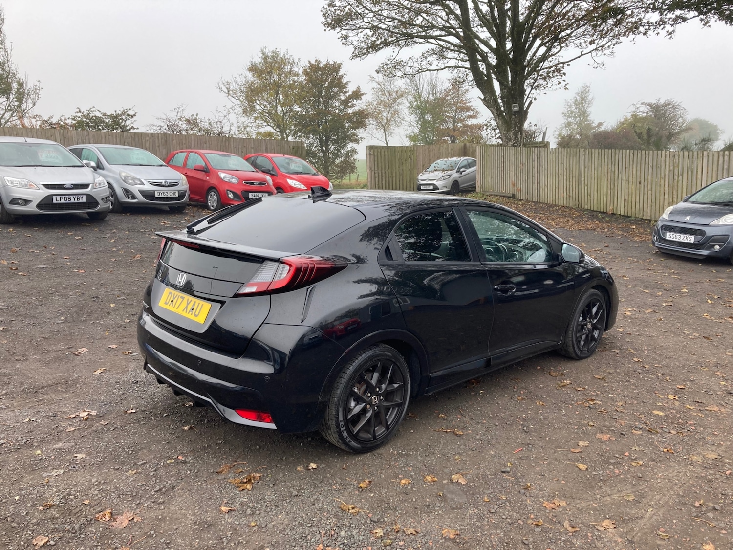 Used Honda Civic 2017 for sale - 76302521: Photo 3