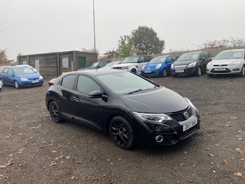 Used Honda Civic 2017 for sale - 76302521: Photo