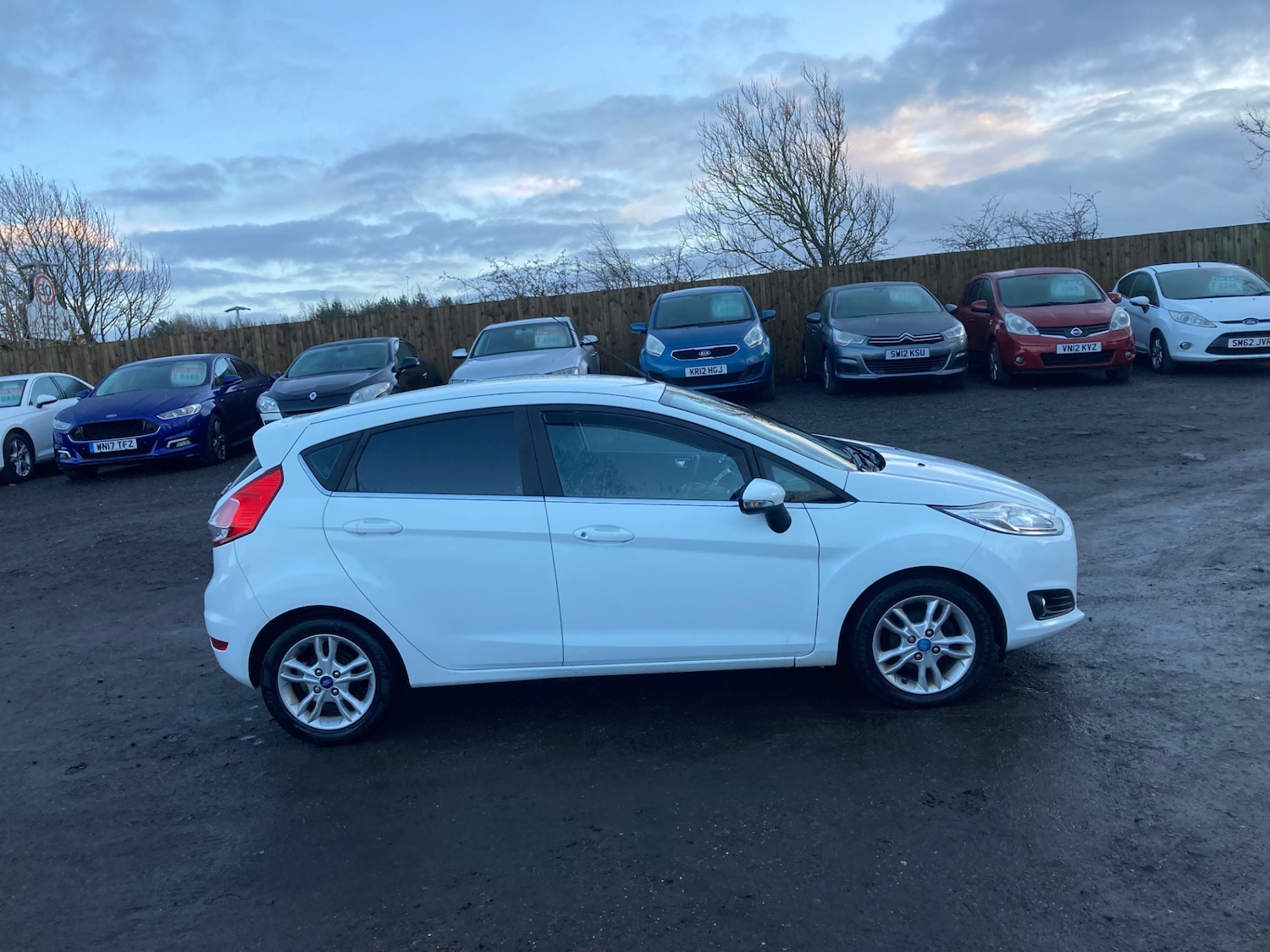 Used Ford Fiesta 2015 for sale - 76862870: Photo 6