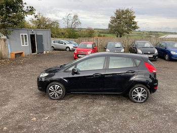 Used Ford Fiesta 2009 for sale - 76170632: Photo 2