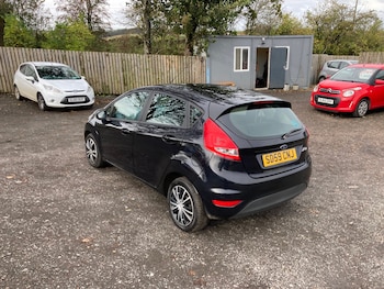 Used Ford Fiesta 2009 for sale - 76170632: Photo 3