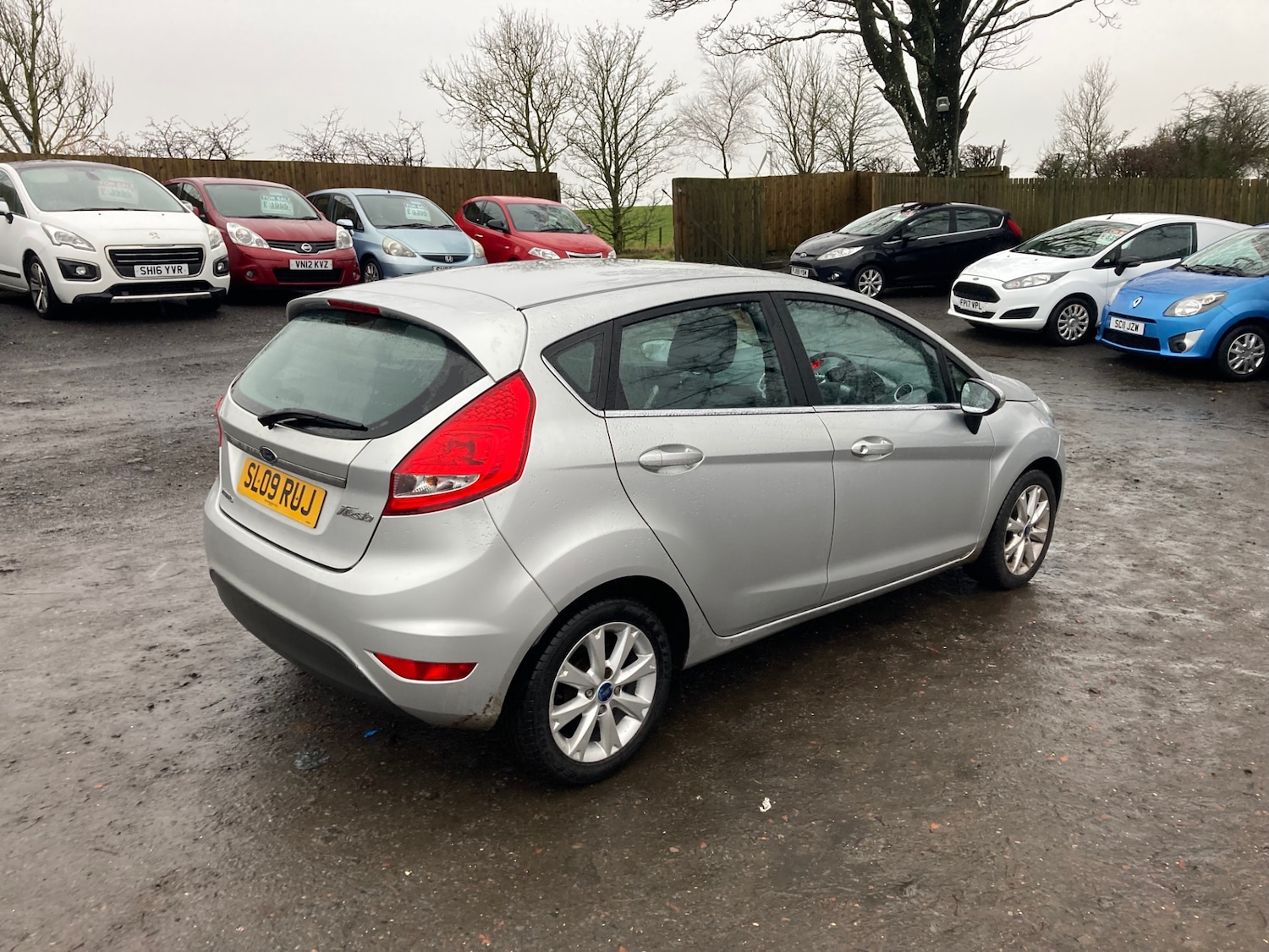 Used Ford Fiesta 2009 for sale - 76845442: Photo 4