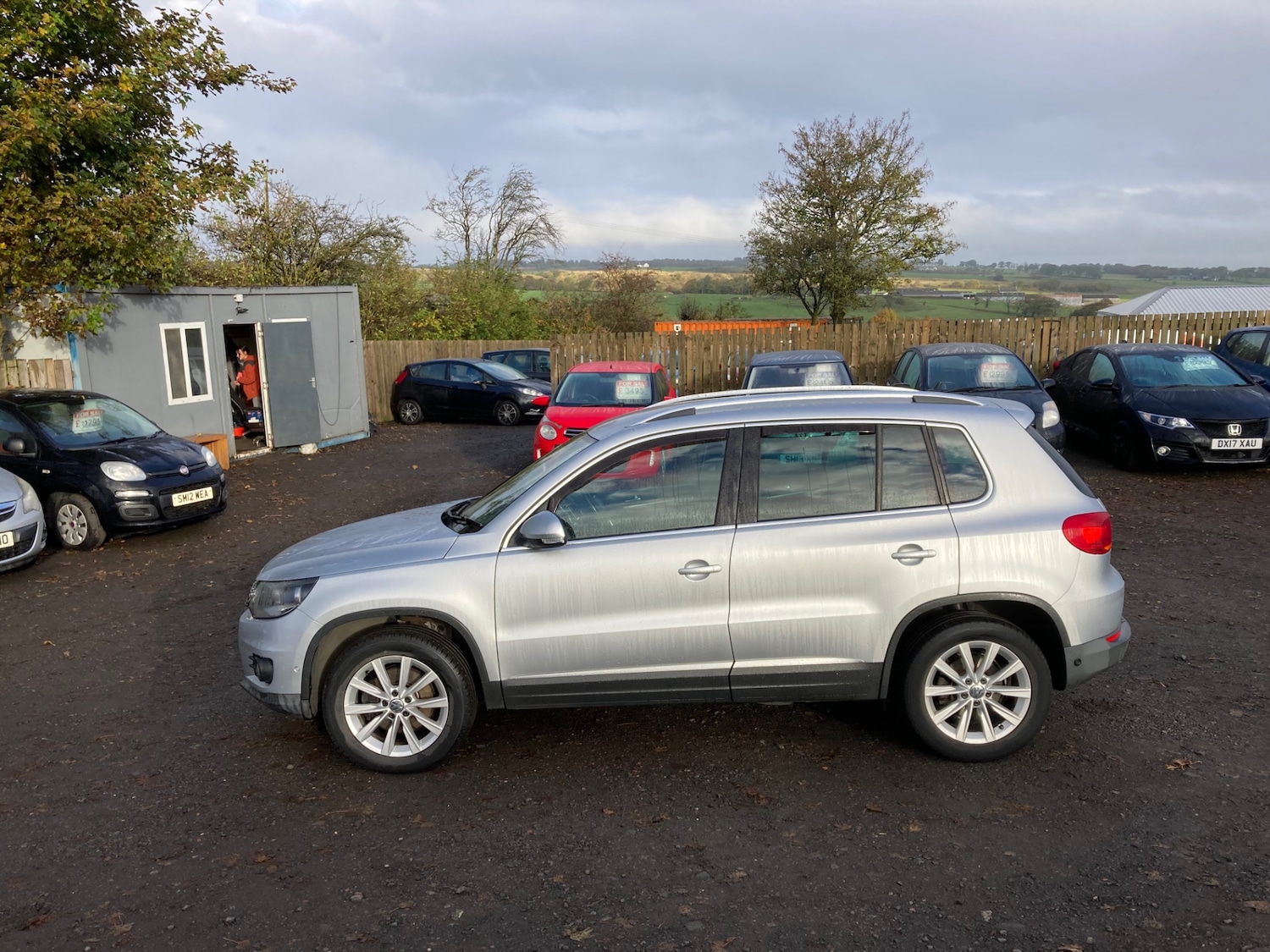 Used Volkswagen Tiguan 2013 for sale - 76392429: Photo 2