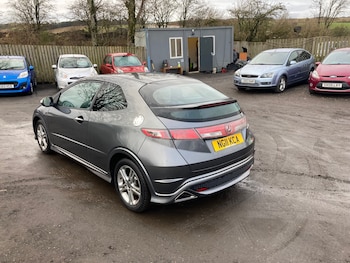 Used Honda Civic 2011 for sale - 77357680: Photo