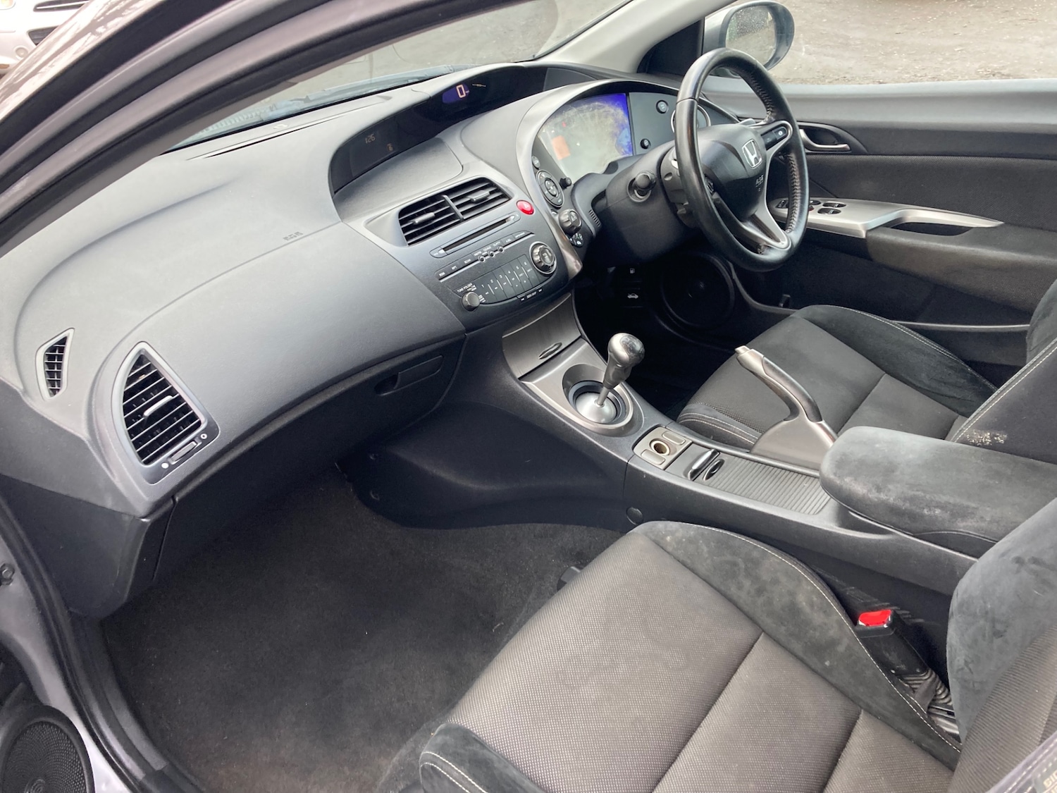 Used Honda Civic 2011 for sale - 77357680: Photo 7