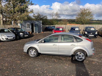 Used Ford Focus 2006 for sale - 76319689: Photo 2