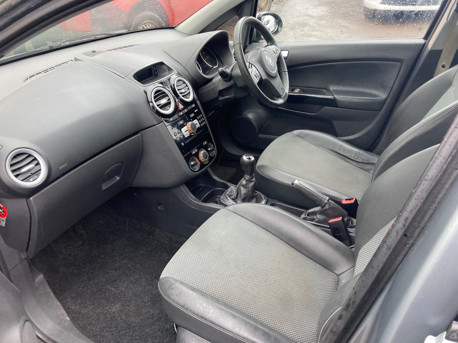 Used Vauxhall Corsa 2010 for sale - 77516178: Photo 7