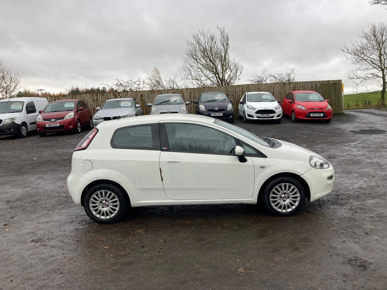 Used Fiat Punto 2014 for sale - 76526080: Photo 6