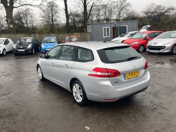 Used Peugeot 308 2015 for sale - 76612603: Photo