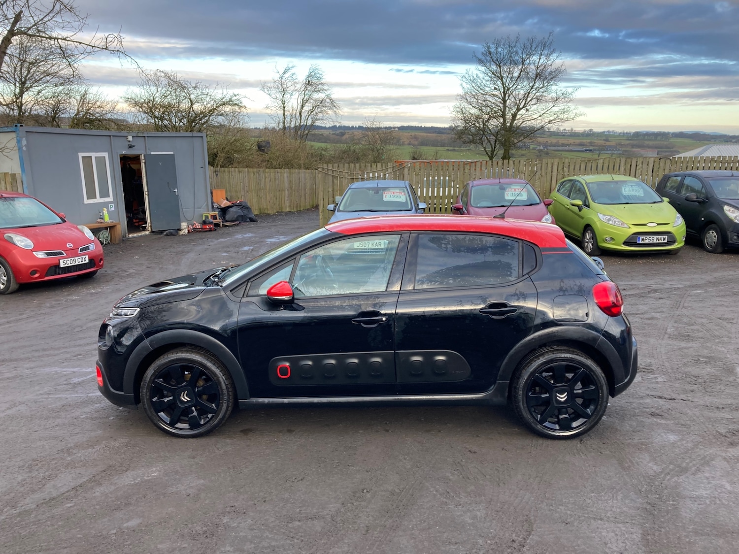 Used Citroen C3 2017 for sale - 77240734: Photo 2