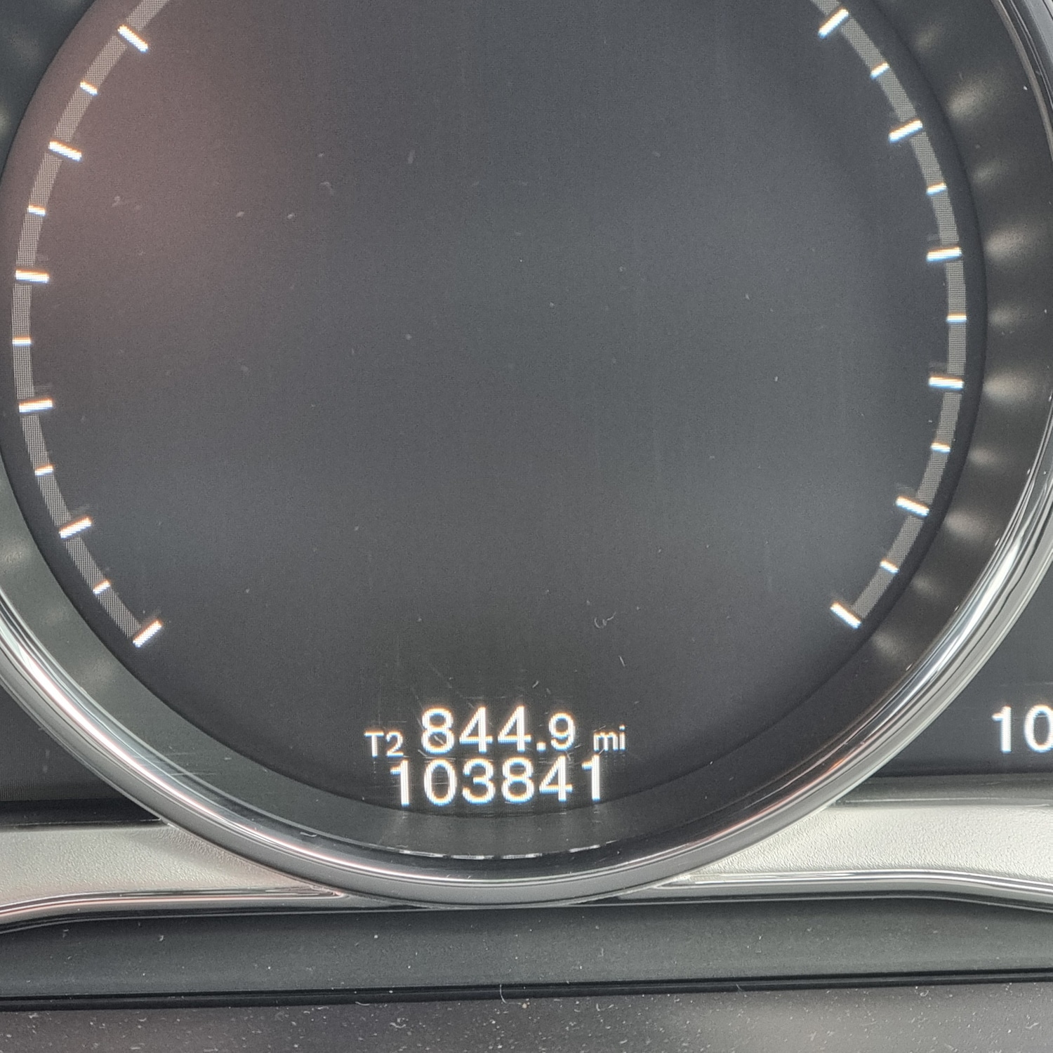 Used Volvo XC60 2017 for sale - 77650971: Photo 5