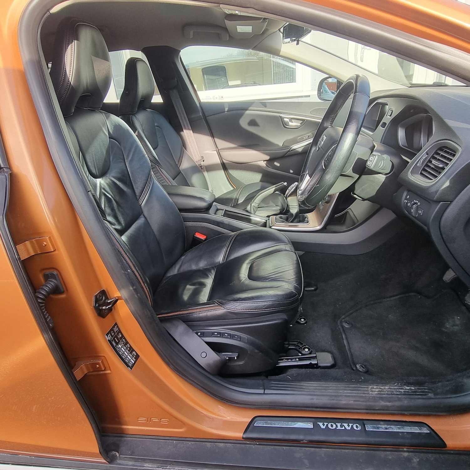 Used Volvo V40 2013 for sale - 77917574: Photo 16