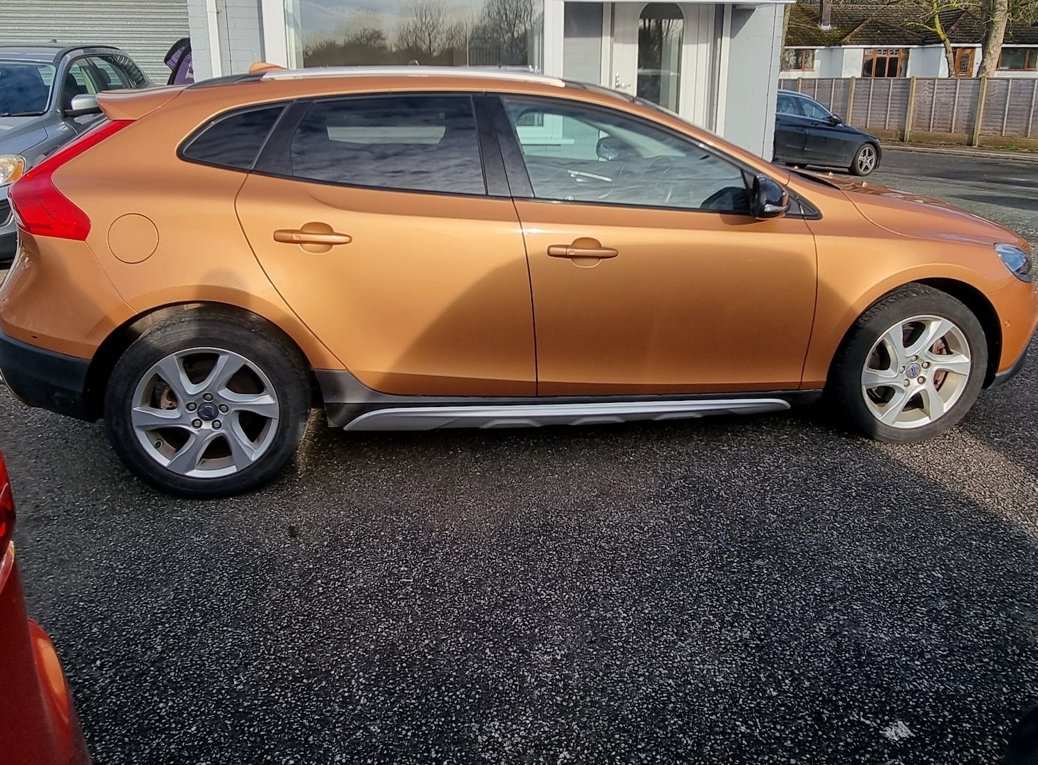 Used Volvo V40 2013 for sale - 77917574: Photo 3