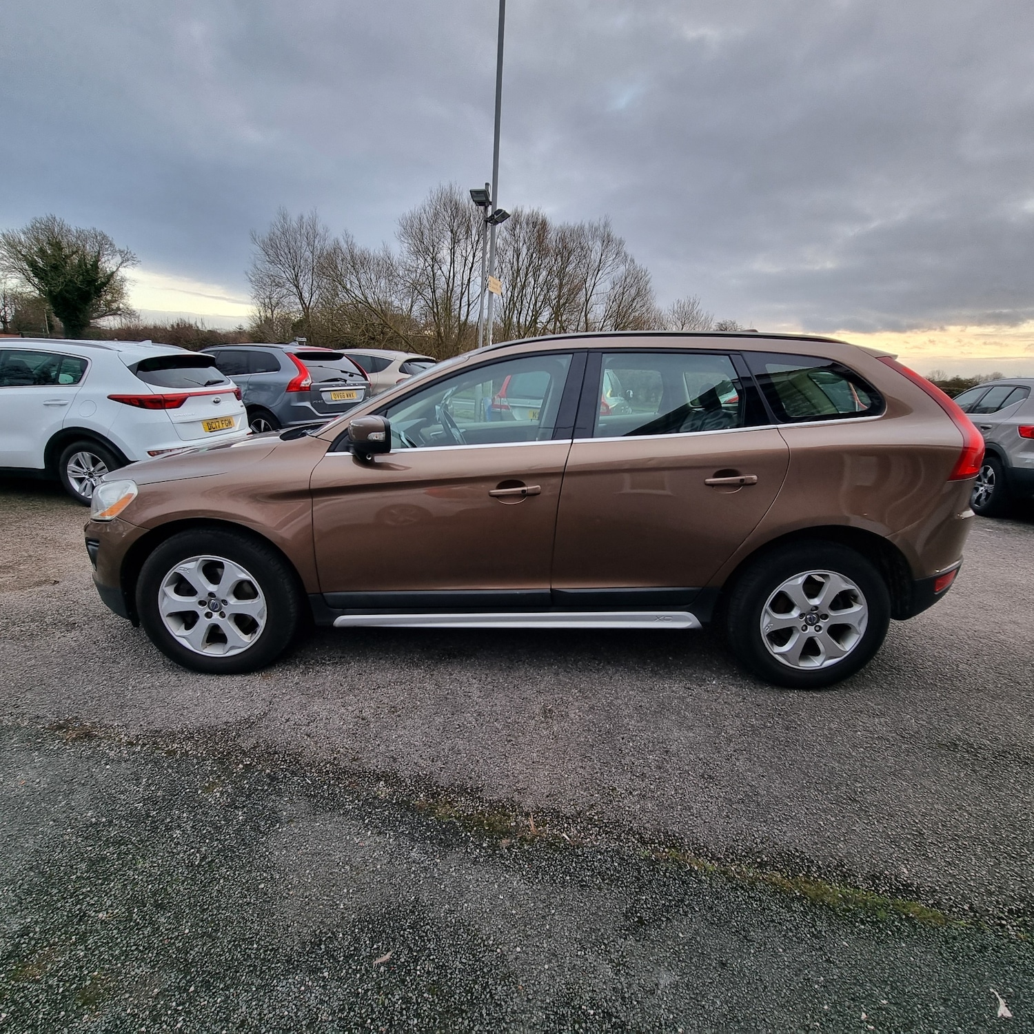 Used Volvo XC60 2008 for sale - 77339509: Photo 2