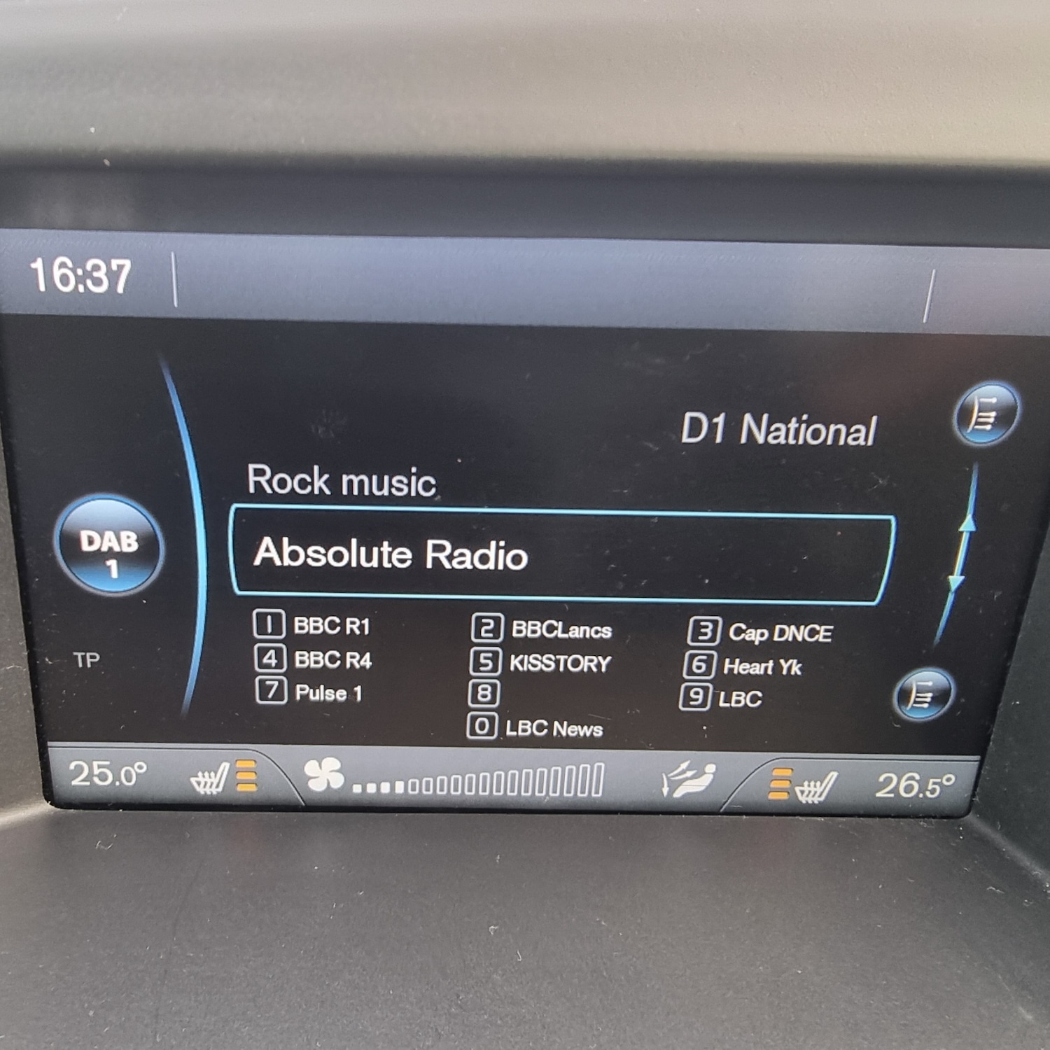 Used Volvo XC60 2013 for sale - 78011378: Photo 10