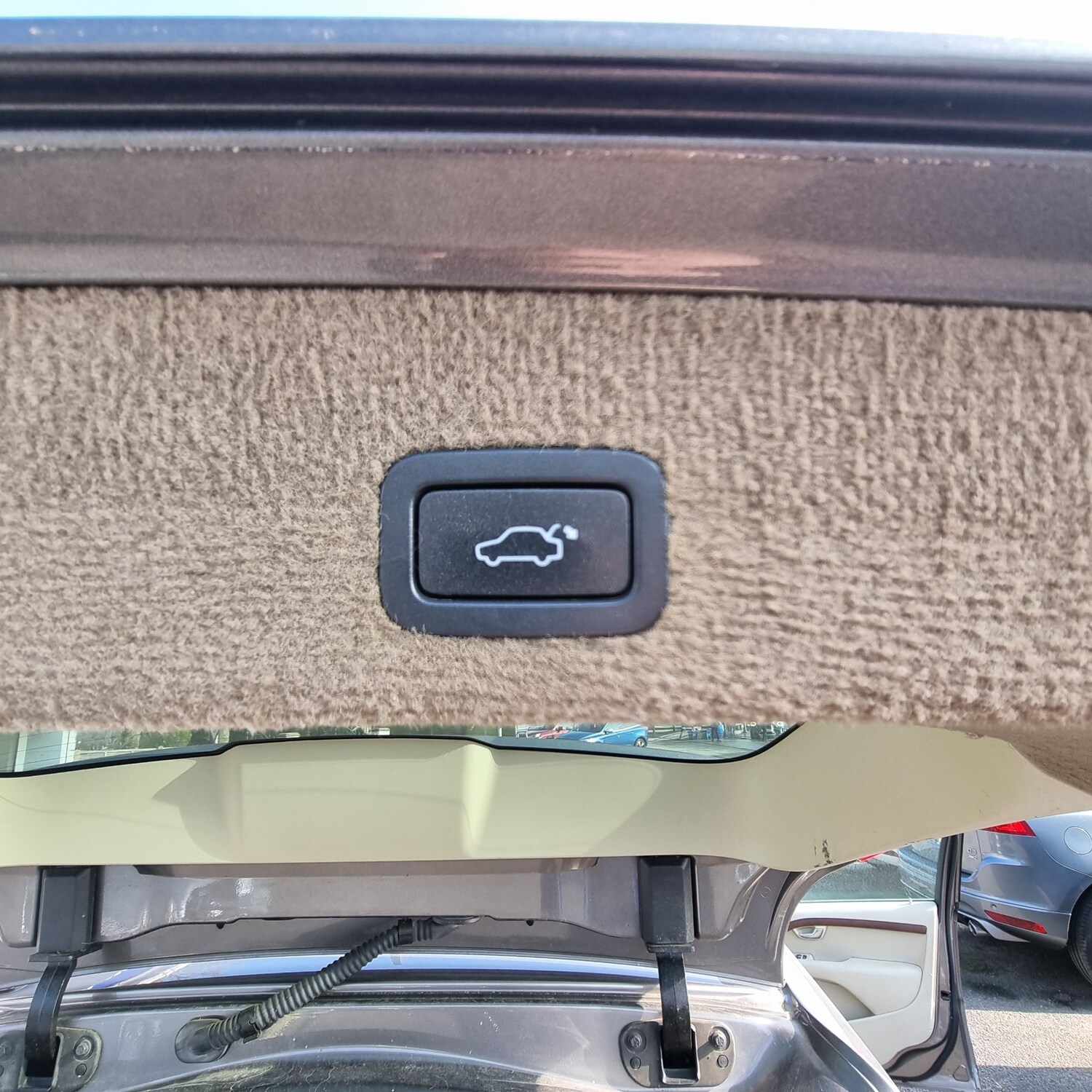 Used Volvo XC70 2010 for sale - 78078556: Photo 14