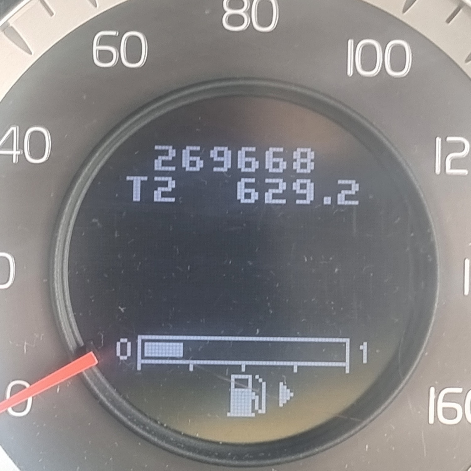 Used Volvo XC70 2010 for sale - 78078556: Photo 3