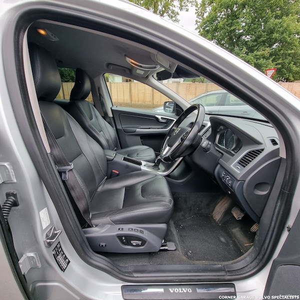 Used Volvo XC60 2015 for sale - 74854293: Photo 14