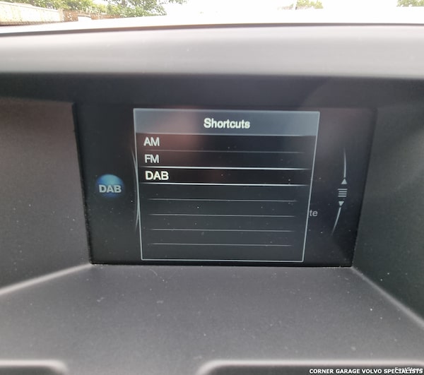 Used Volvo XC60 2015 for sale - 74854293: Photo 7