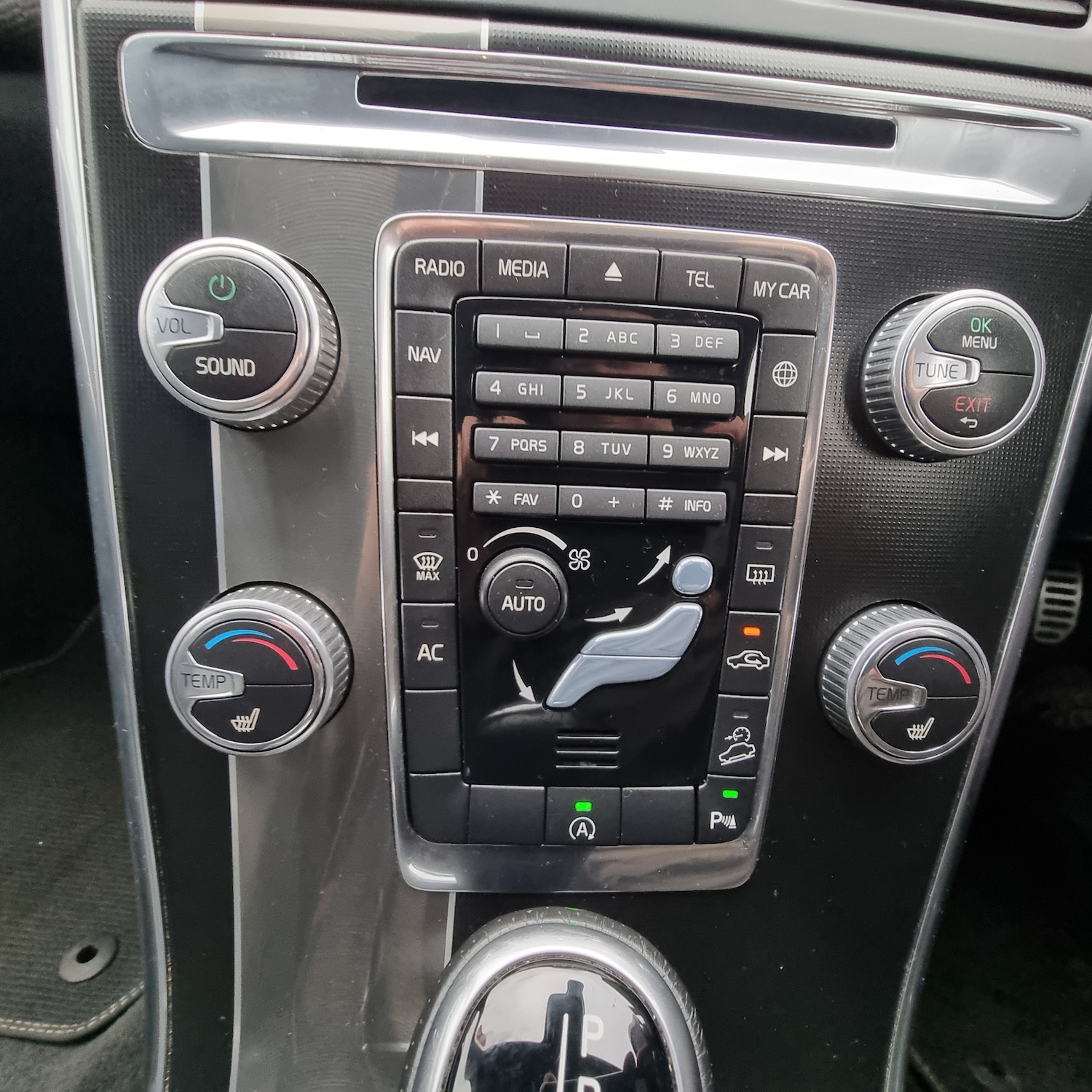 Used Volvo XC60 2017 for sale - 77352186: Photo 12