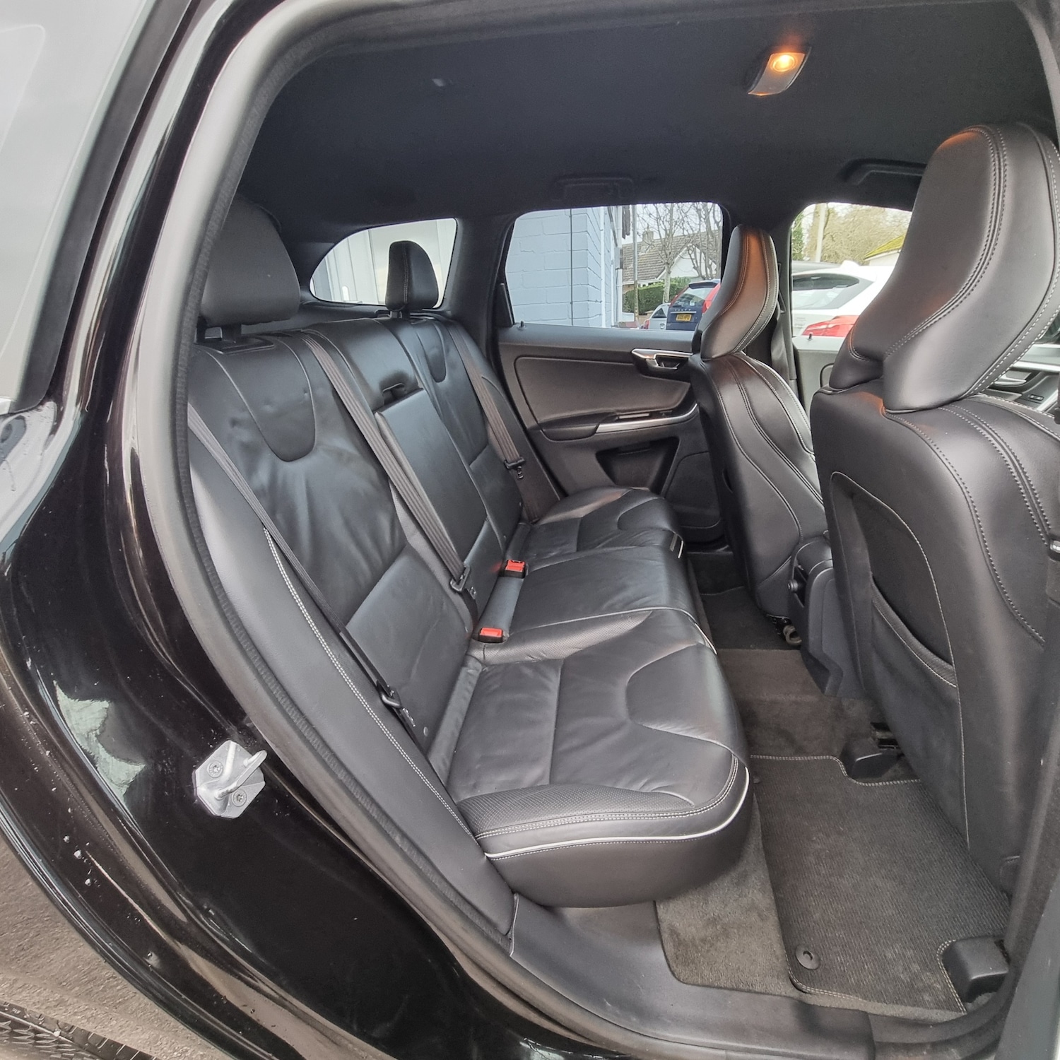 Used Volvo XC60 2017 for sale - 77352186: Photo 15