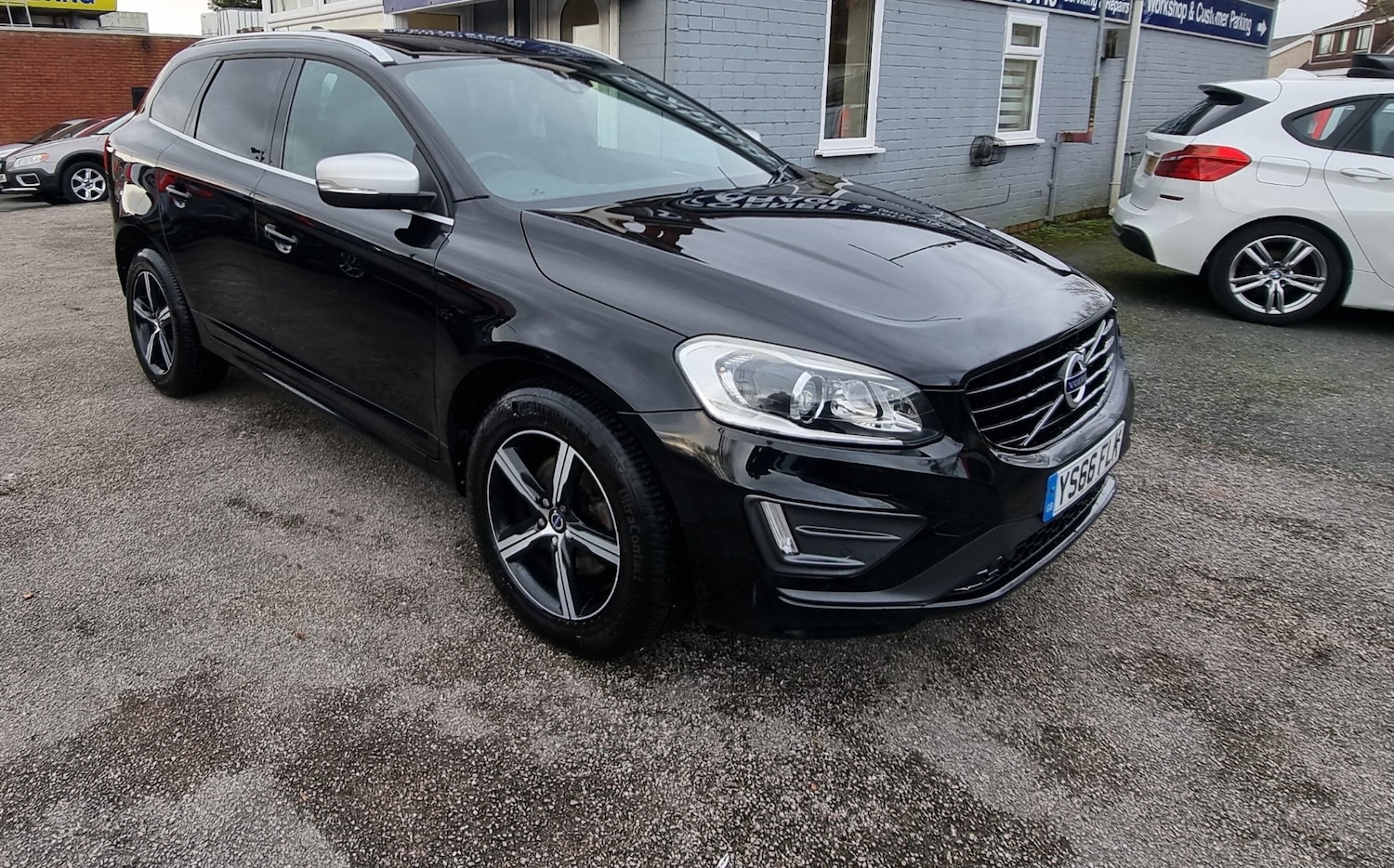 Used Volvo XC60 2017 for sale - 77352186: Photo 4