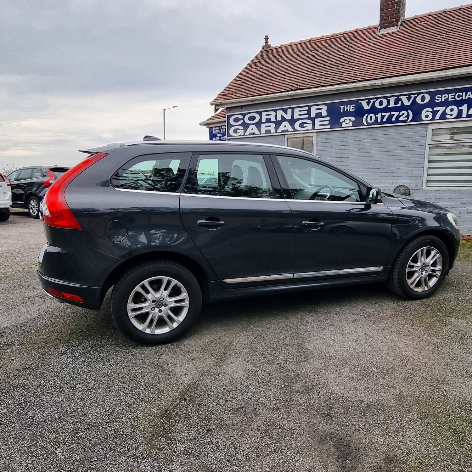 Used Volvo XC60 2016 for sale - 76209055: Photo 16