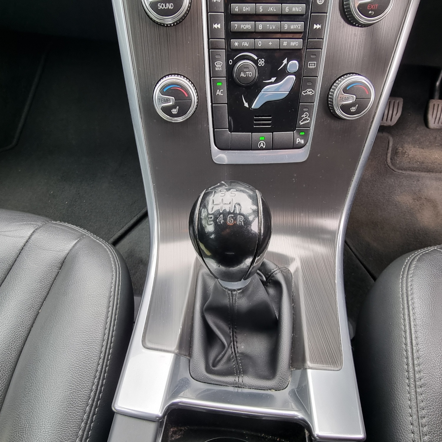 Used Volvo XC60 2016 for sale - 76209055: Photo 9