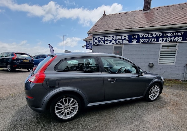 Used Volvo C30 2010 for sale - 75330116: Photo 18