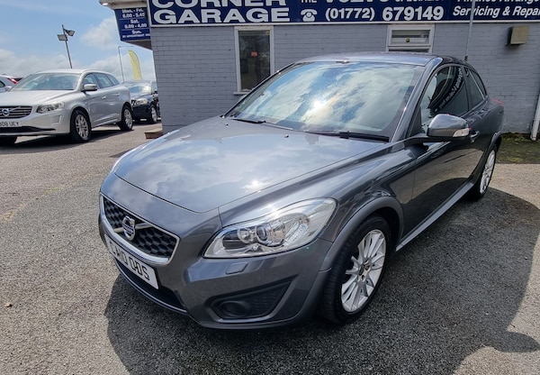 Used Volvo C30 2010 for sale - 75330116: Photo 1