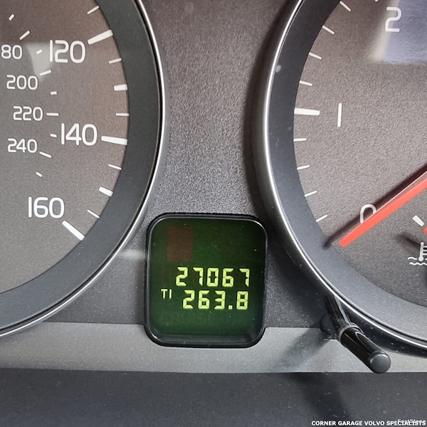 Used Volvo C30 2010 for sale - 75330116: Photo 5