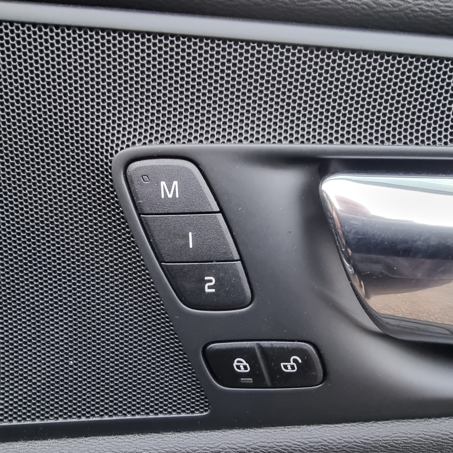 Used Volvo XC60 2018 for sale - 77353626: Photo 20