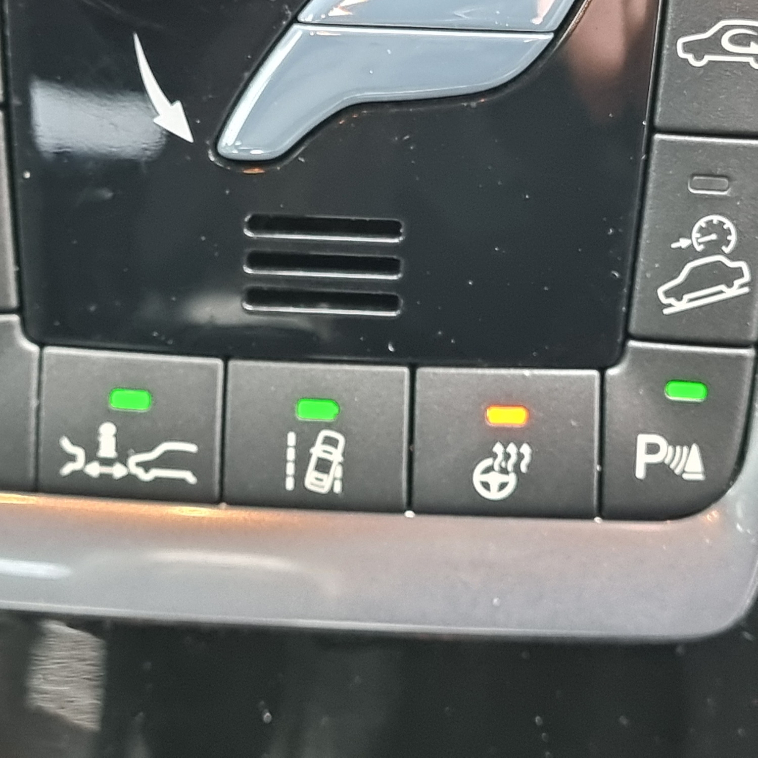 Used Volvo XC60 2014 for sale - 77651490: Photo 12