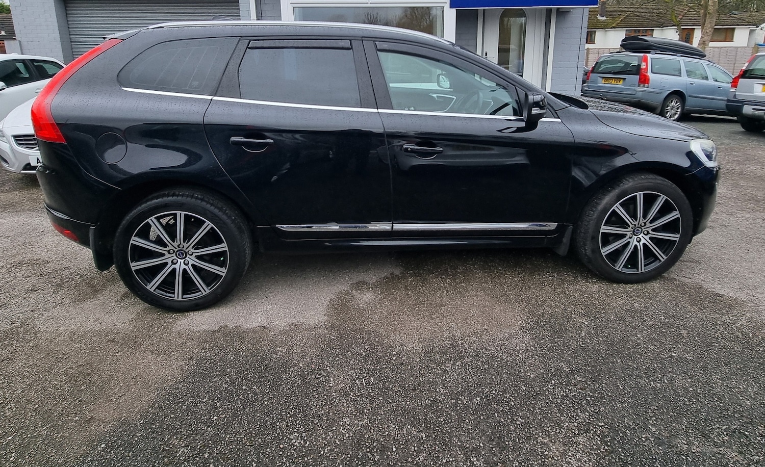 Used Volvo XC60 2014 for sale - 77651490: Photo 3
