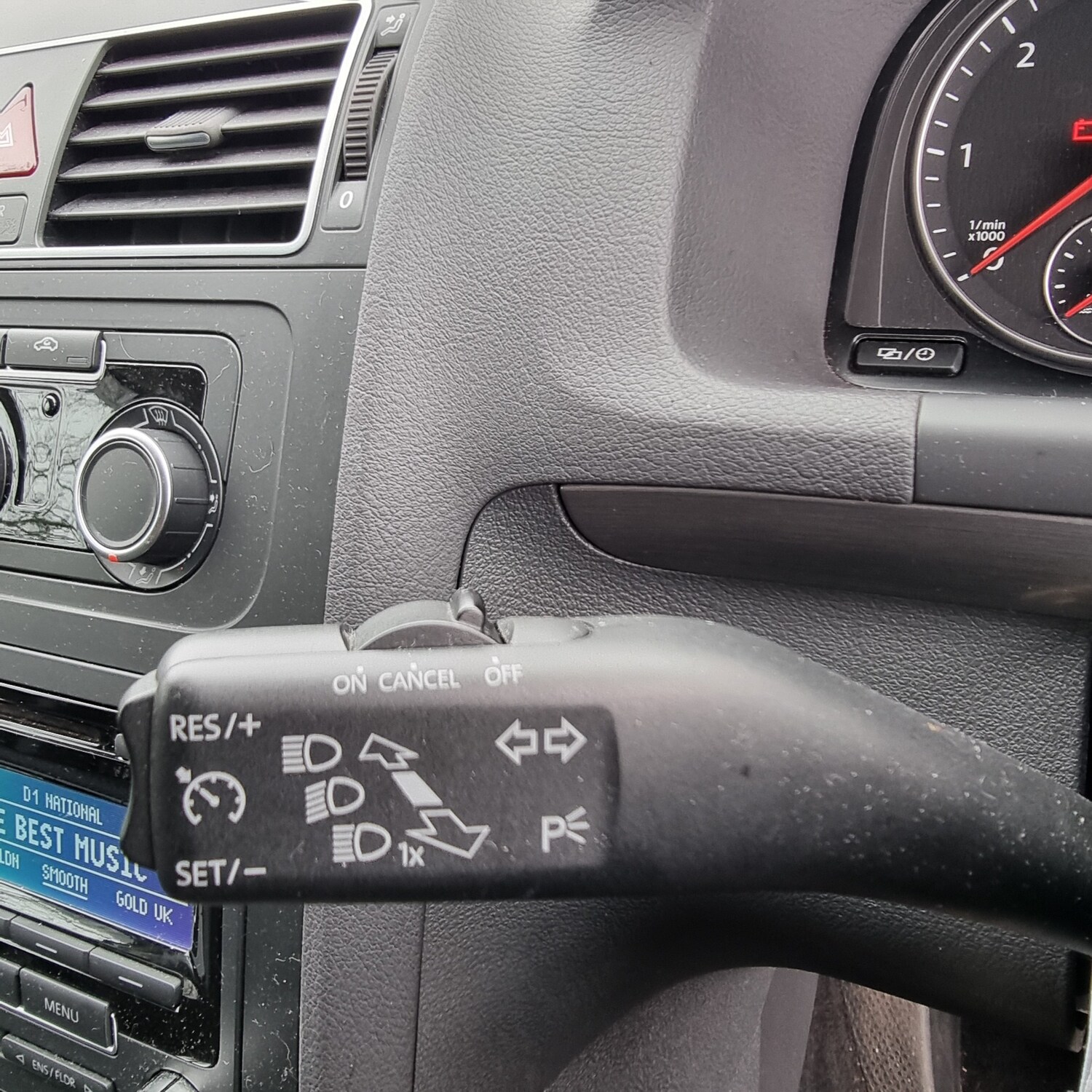 Used Volkswagen Touran 2014 for sale - 77339644: Photo 10