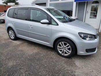 Used Volkswagen Touran 2014 for sale - 77339644: Photo