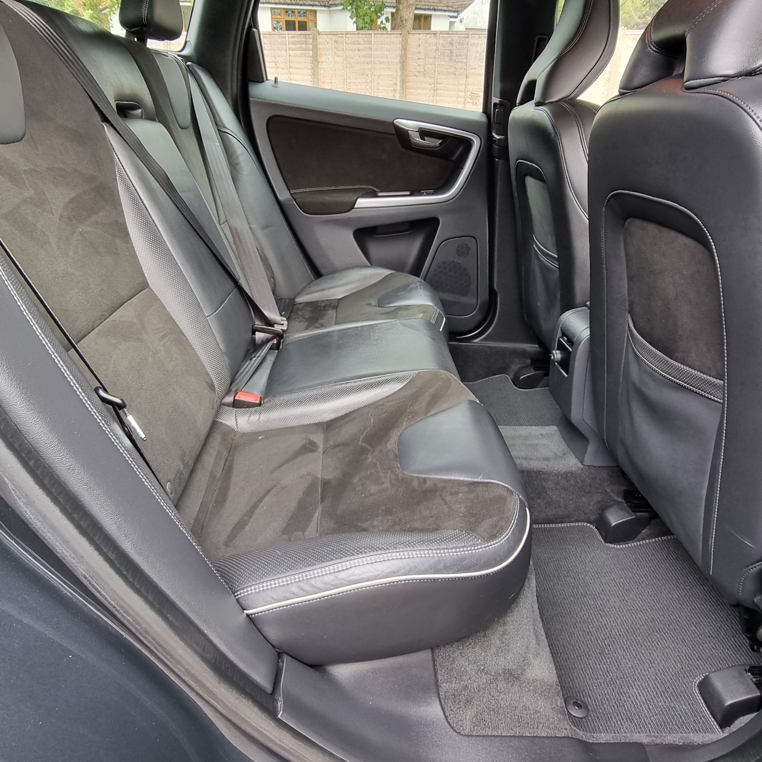 Used Volvo XC60 2015 for sale - 76209143: Photo 14