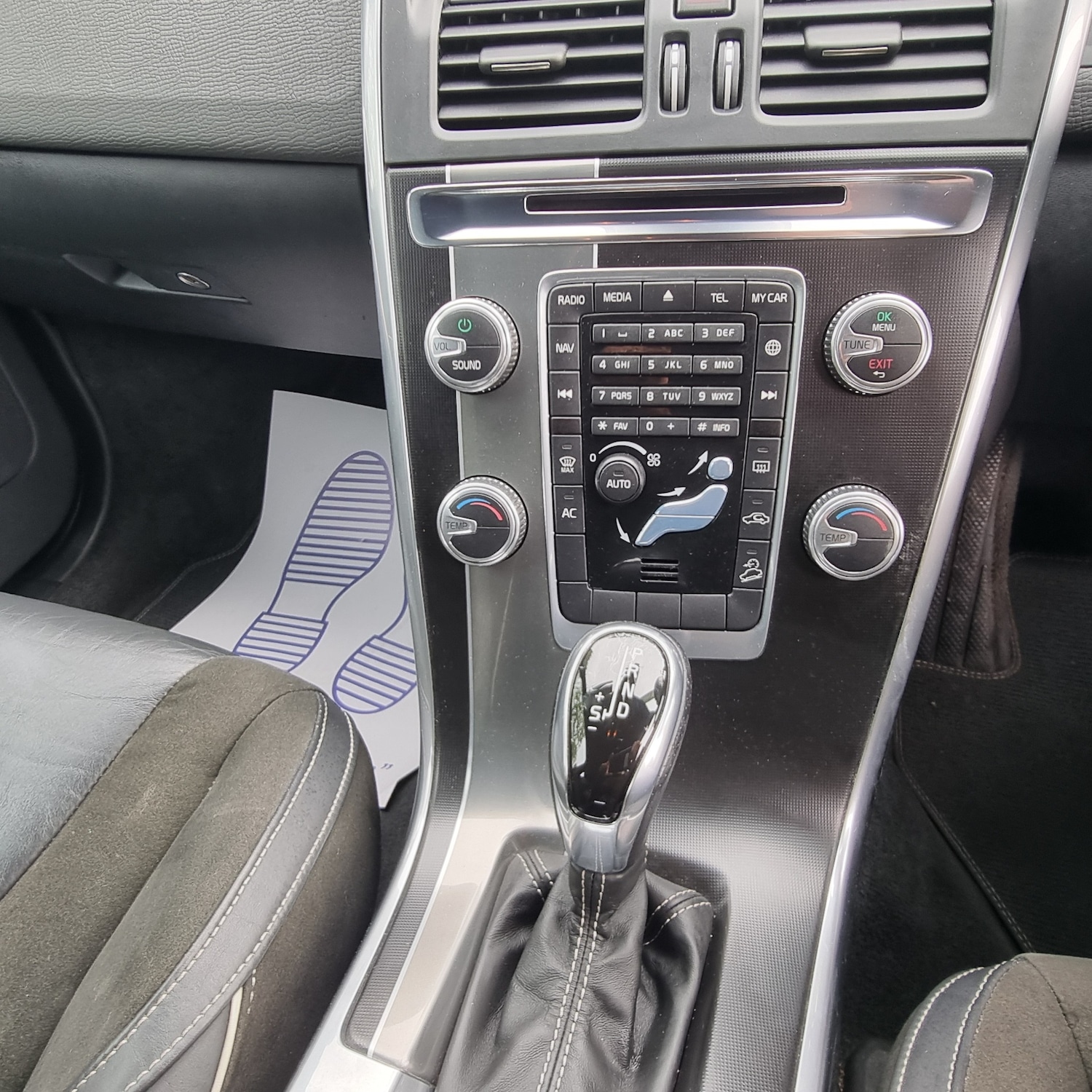 Used Volvo XC60 2015 for sale - 76209143: Photo 9