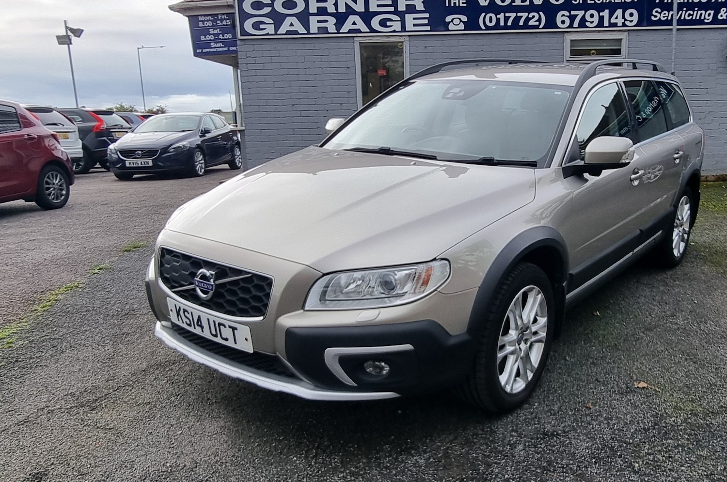 Used Volvo XC70 2014 for sale - 76045317: Photo 1