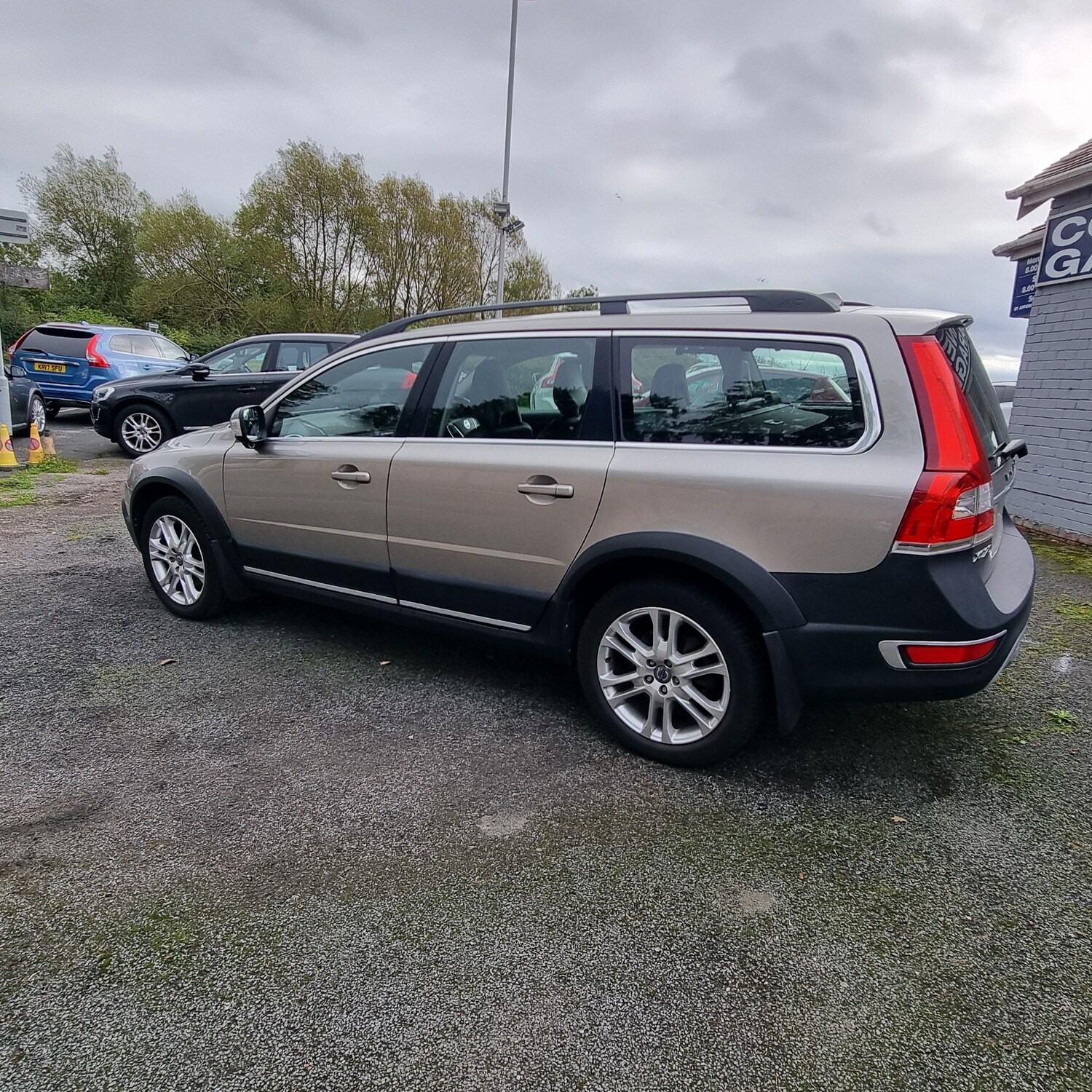 Used Volvo XC70 2014 for sale - 76045317: Photo 22