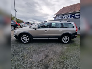 Used Volvo XC70 2014 for sale - 76045317: Photo