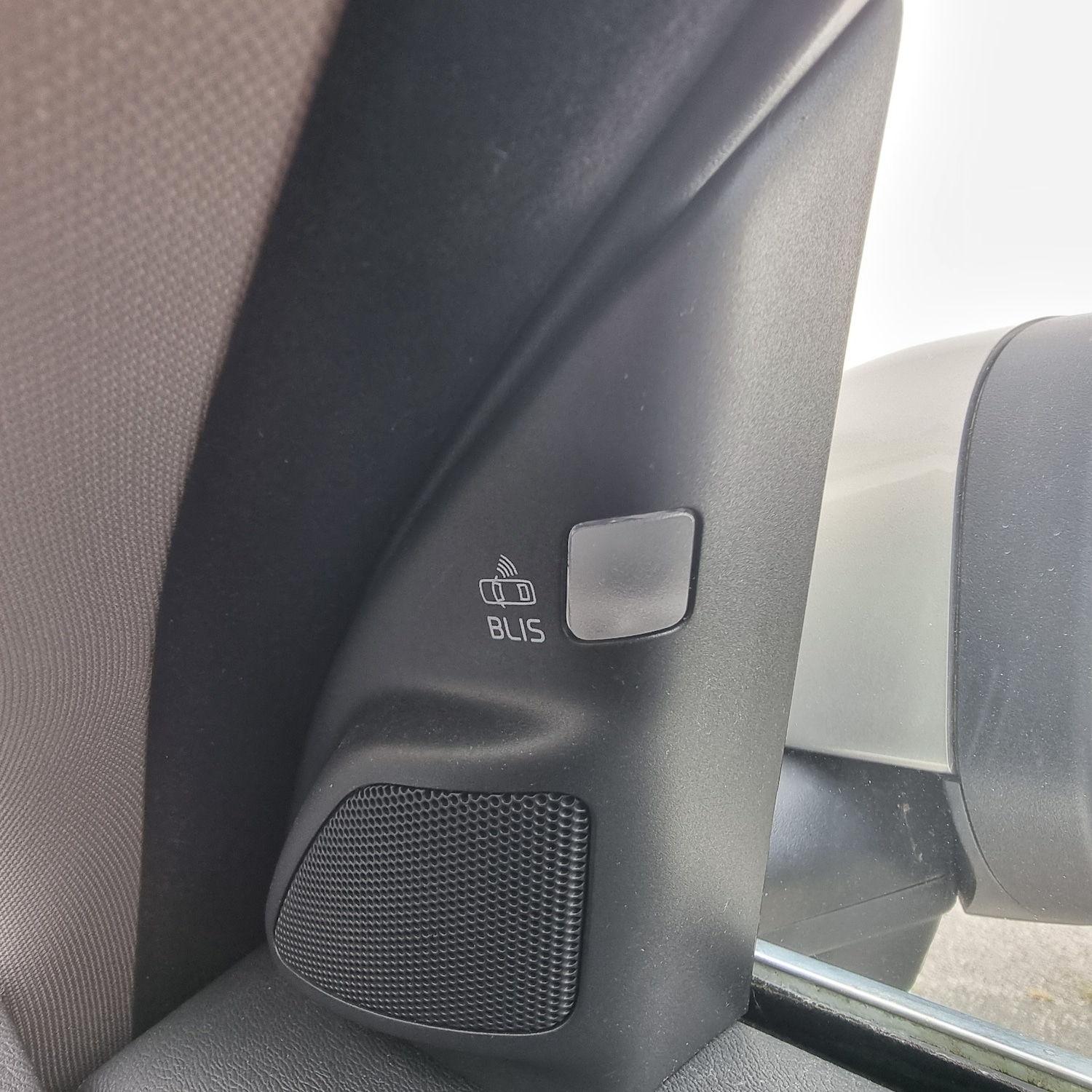 Used Volvo XC70 2014 for sale - 76045317: Photo 7