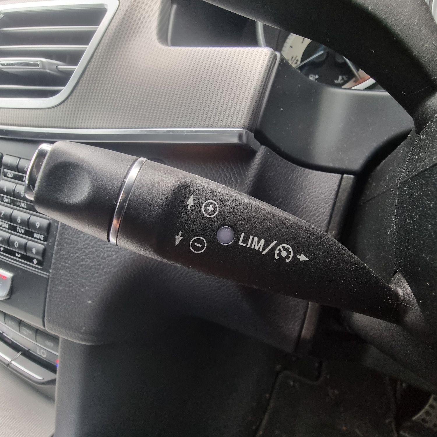 Used Mercedes-Benz E Class 2014 for sale - 76205748: Photo 11