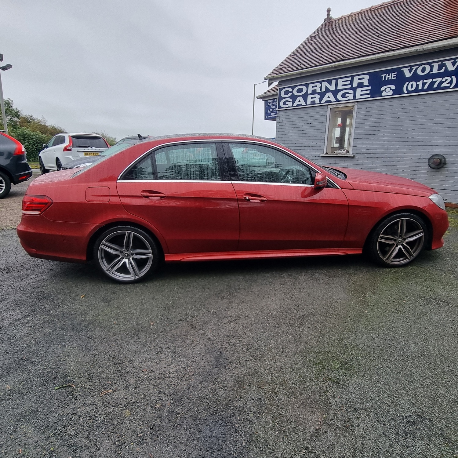 Used Mercedes-Benz E Class 2014 for sale - 76205748: Photo 28