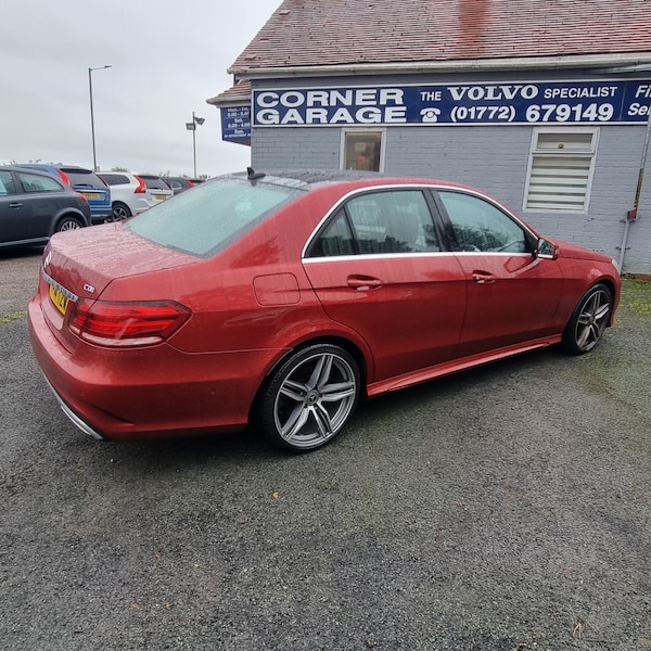 Used Mercedes-Benz E Class 2014 for sale - 76205748: Photo 30