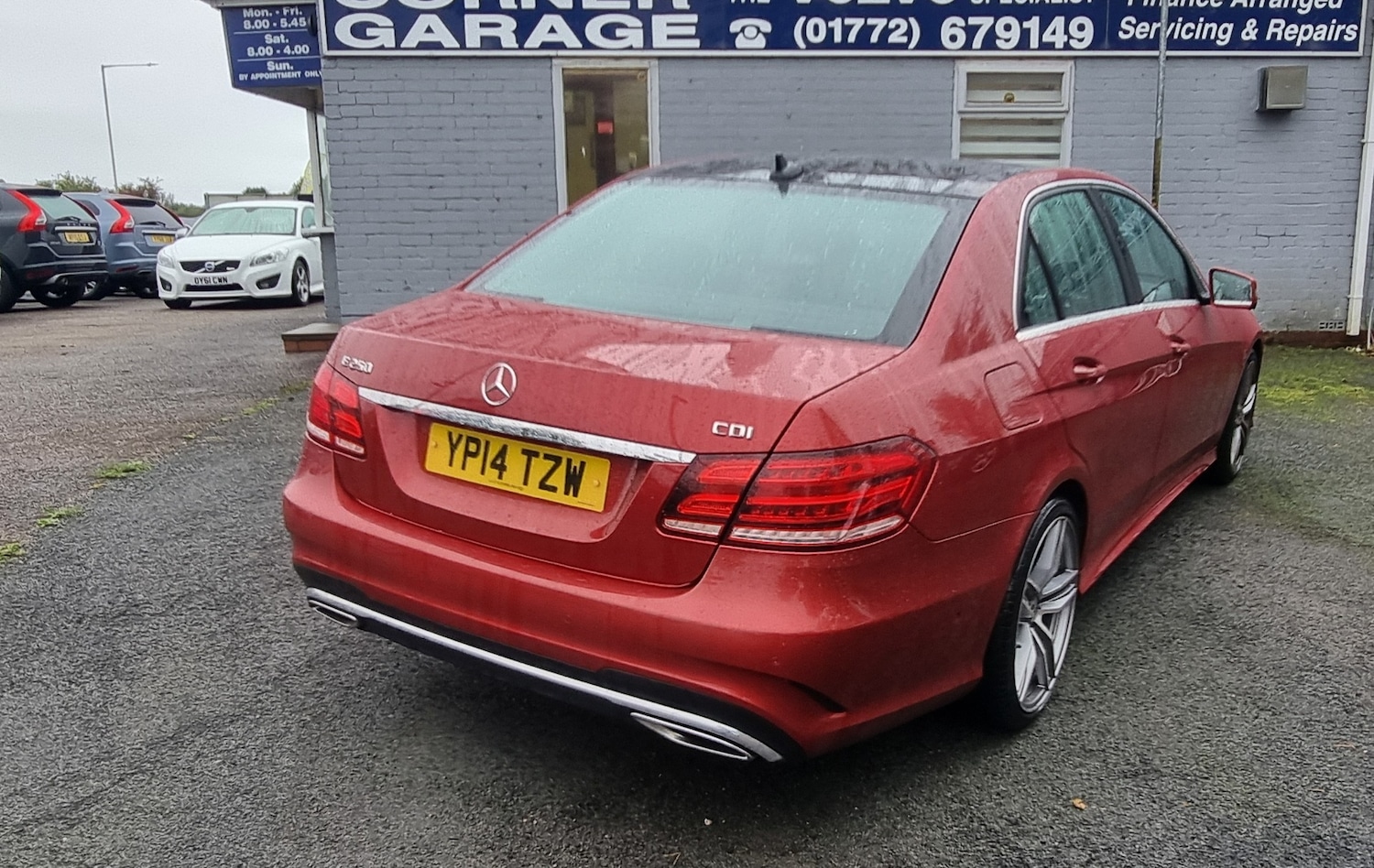 Used Mercedes-Benz E Class 2014 for sale - 76205748: Photo 31
