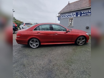 Used Mercedes-Benz E Class 2014 for sale - 76205748: Photo 3