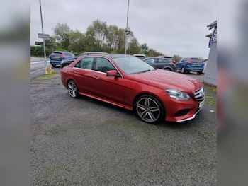 Used Mercedes-Benz E Class 2014 for sale - 76205748: Photo 4