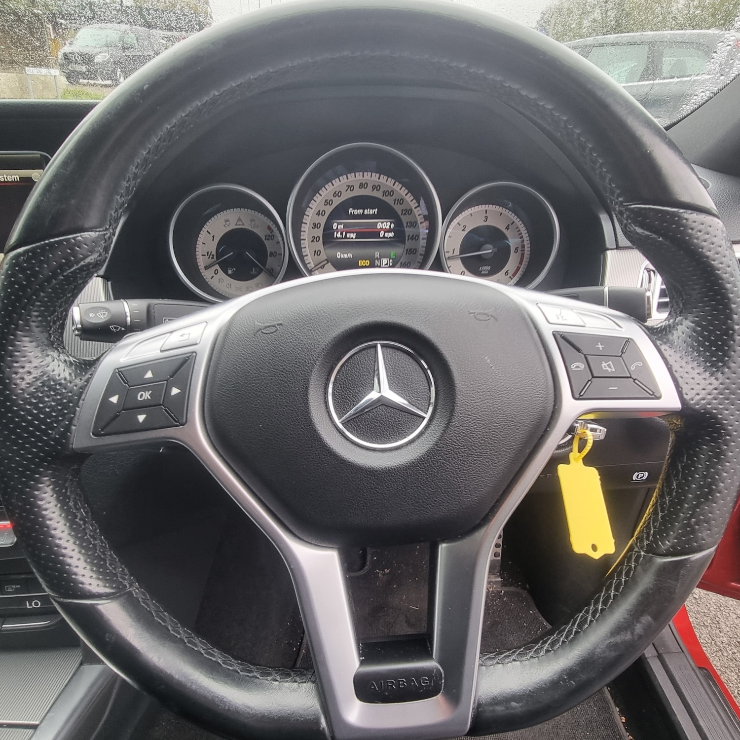 Used Mercedes-Benz E Class 2014 for sale - 76205748: Photo 9