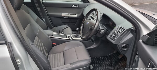 Used Volvo S40 2009 for sale - 75053548: Photo 10